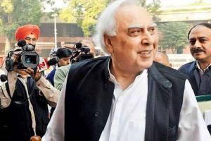 Kapil Sibal: Rafale deal is not government-to-government deal