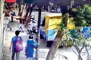 Mumbai: Guard foils gang of robbers trying to loot ATM van in Kandivli