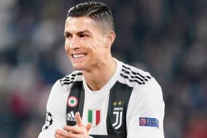 Cristiano Ronaldo records 100 CL wins as Juventus reach Last 16