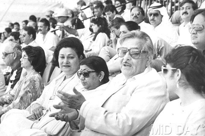 Krishna Raj Kapoor, Lata Mangeshkar and Raj Kapoor at an event. The legendary singer was actually the inspiration behind 'Satyam Shivam Sundaram' (1978), Kapoor's daughter revealed in a book some years back. In fact, the filmmaker even wanted to cast Lata in the lead role.
