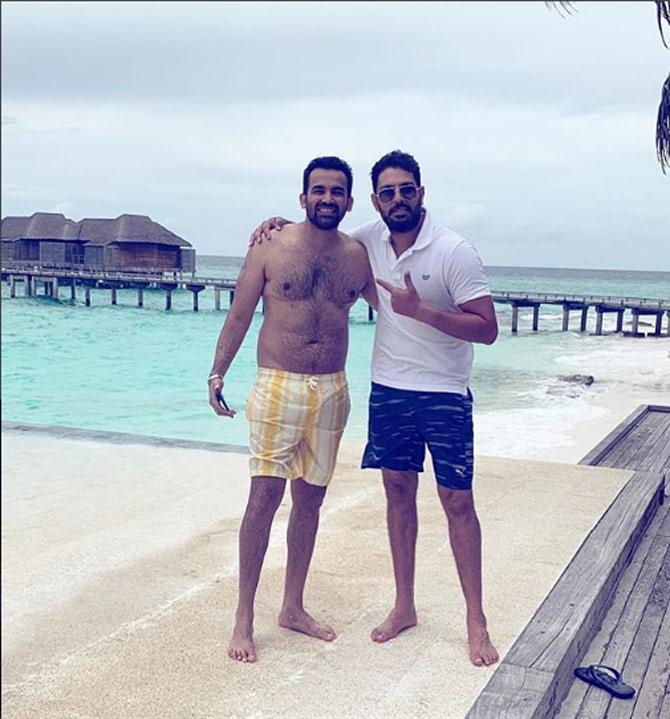 Zaheer Khan shared this picture when his best friend Yuvraj Singh joined the party in the Maldives with his wife Hazel Keech. Zaheer captioned, 'Last one joins in - now its a complete #crew'