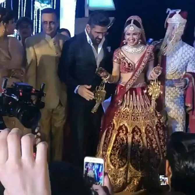 Bollywood actor Suniel Shetty also attended Prince Narula and Yuvika Chaudhary's wedding ceremony. He was seen blessing them and chatting with the newly-weds, as he held Yuvika's hand. The video of this moment had gone viral on Instagram and was loved by Privika's fans, who were leaving no stone unturned to make their wedding festivities a blockbuster on social media.