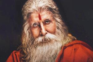 Amitabh Bachchan receives a gift from makers of Sye Raa Narasimha Reddy