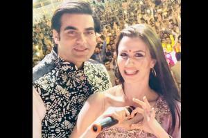 Photos: Arbaaz Khan celebrates Navratri with ladylove Giorgia Andriani