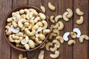'State, Centre will jointly address Kerala's cashew crisis'