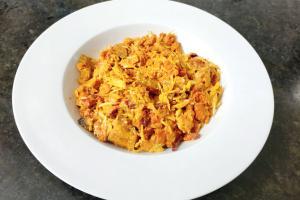 Mumbai Food: This eatery in Mulund serves chicken bhel 