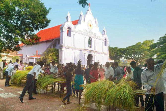 Agera celebrations at the parish church of Uttan. Pic/Fleur D’Souza