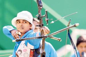 India archer Deepika Kumari bags bronze despite no coach