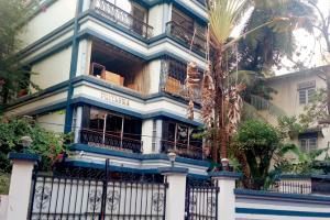 Gang of five paint the town raid, steal from elderly Bandra couple