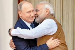India, Russia strike missile deal despite threats from US