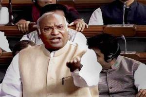 Kharge: Like-minded parties should work together to dethrone government