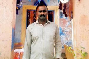 Mumbai: Police try to sweep cleaner out of his job and home