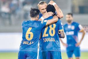 ISL 2018: Mumbai beat Delhi 2-0