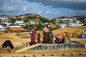 Myanmar says 2,000 Rohingya to arrive in November despite doubts