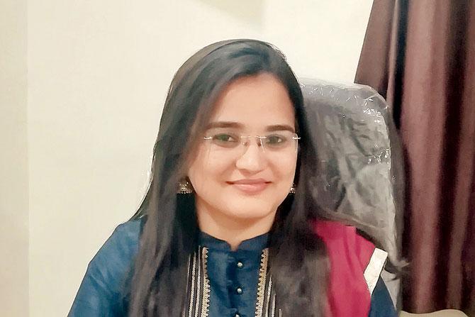 Dr Nahid Dave