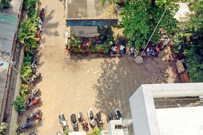 The BMC would be appointing a consultant to study parking patterns in private housing societies and private parking spaces. Representational Image