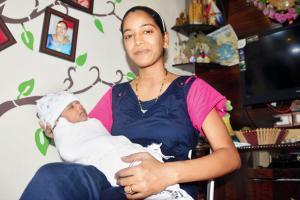 Mumbai: Woman in debt after childbirth, while bank sits on her money
