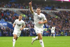 EPL: Sam Vokes condemns winless Cardiff to another defeat