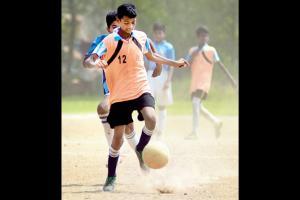 Colaba Municipal edge past OLPS 2-1 to enter semi-finals