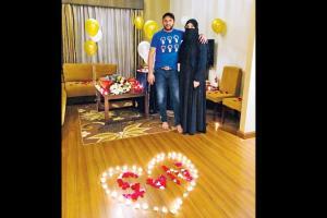 Afridi's blissfull photo with wife Nadia on 18th wedding anniversary