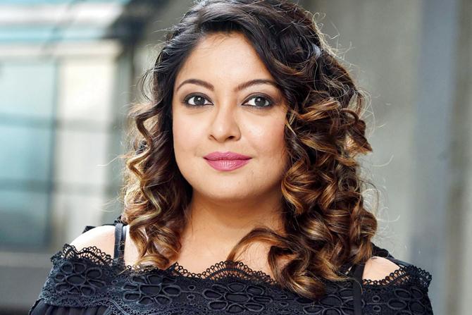 The first battle cry In September, while speaking to television channel, actor Tanushree Dutta accused veteran actor Nana Patekar of sexually harassing her on the sets of the 2009 film Horn 