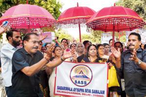 Sabarimala Row: Chief priest's representatives not to attend CM's meeti