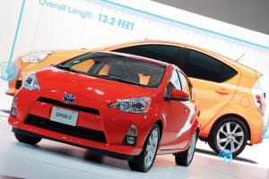 Toyota to recall 2.4 mn hybrids