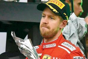 Want Lewis Hamilton to fight again next year: Sebastian Vettel