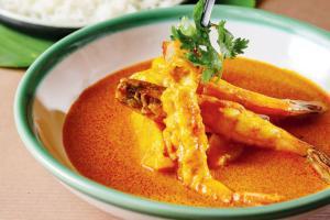 Mumbai Food: Month-long feast in Colaba celebrates Parsi lagan fare