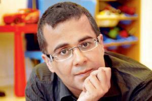 I'm not a harasser, being attacked and vilified, says Chetan Bhagat