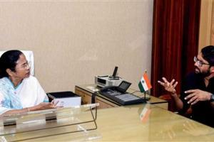 Jignesh Mevani meets Mamata Banerjee, calls to rally against BJP