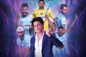 Shah Rukh Khan pledges his Heartbeat for Hockey
