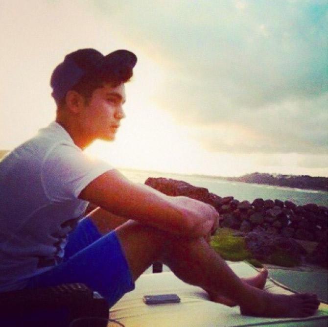He became the first Indian player to score a century in the IPL when he played as an opening batsman for his former IPL team, the Royal Challengers Bangalore (2009-2010). This picture shows a younger Manish Pandey soaking in the sunset. He captioned, '#beach #sky #sun :)'