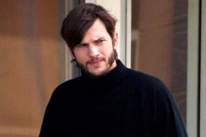 Ashton Kutcher signs over LA house to ex-stepdaughter