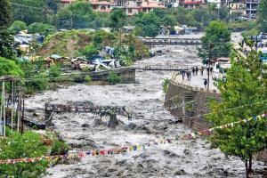 Flashfloods claim eight lives in Himachal Pradesh
