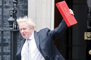 'War book' and 'suicide vest' paint Boris Johnson into a corner