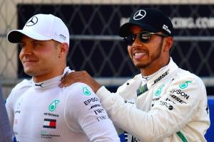 Bottas upstages Hamilton to take Russian GP pole