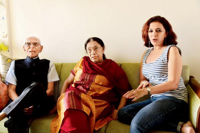 (Left) Dr Dinesh Toprani; (above) With wife, Meena, and daughter, Vaishali, at his Cuffe Parade residence Pic/Suresh Karkera