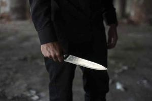 Delhi: 45-year-old principal stabbed, robbed in train worth Rs 4000