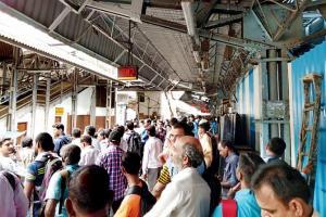 Mumbai to get 73 medical rooms at train stations. Here's the list