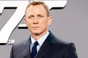 Daniel Craig to star in Rian Johnson's Knives Out