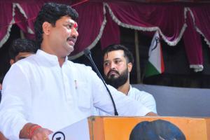 Maharashtra court orders attachment of Dhananjay Munde's properties