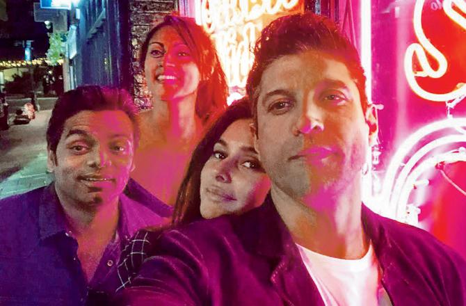 Farhan Akhtar and  Shibani Dandekar