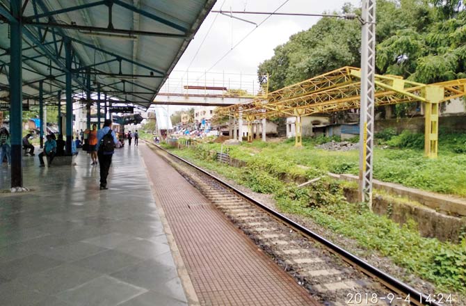 At GTB Nagar station, existing middle platform will be moved ahead on the north side with additional platforms on either side, making space for a third line