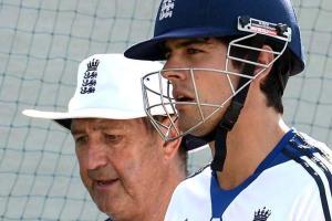 Graham Gooch: Alastair Cook is a genuine legend of English cricket