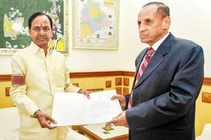 KCR dissolves Telangana Assembly for early polls