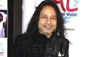 Kailash Kher teams up with Prasoon Joshi for surgical strikes song