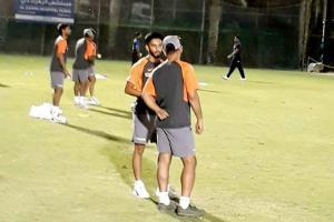 MSD supervises team training in absence of coach Ravi Shastri