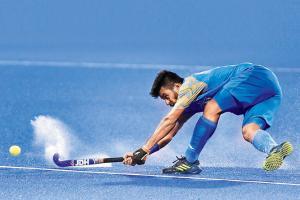 Manpreet Singh's fiance Illi Saddique dejected over India's loss