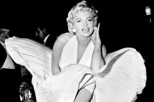 Marilyn Monroe's wedding car up for auction